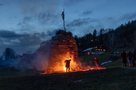 Oberallgäu: Funkenfeuer und Scheibenschießen in Niedersonthofen (Niedersonthofen)