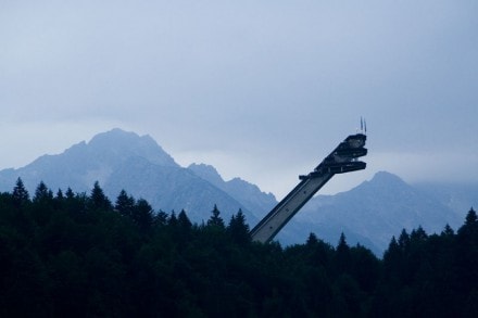 Oberallgu: ber die Skiflugschanze zum Freibergsee (Obersdorf)