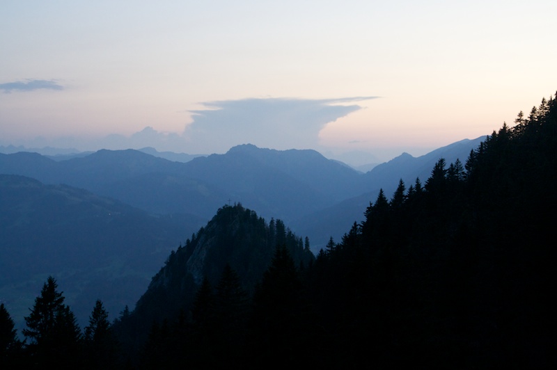 Vom Alpenblick aus auf das Burgberger Hörnle und Grünten Haus<br />(Sonthofen - Oberallgäu / 2009)