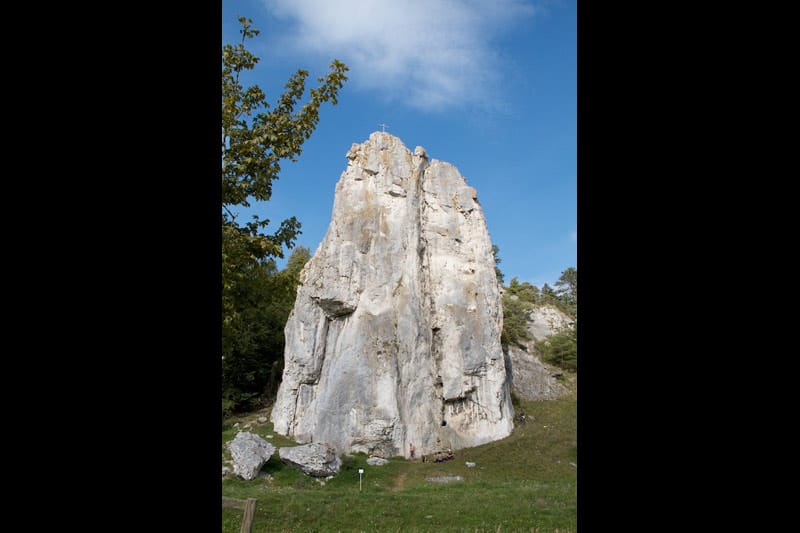 Der Burgstein bei Dollenstein  - Geotop Nr. 3<br />(Solnhofen - Altmühltal / 2011)