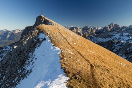 Tannheimer Tal: Von der Bad Kissinger Hütte zum Aggenstein, Brentenjoch und Roßberg (Grän)