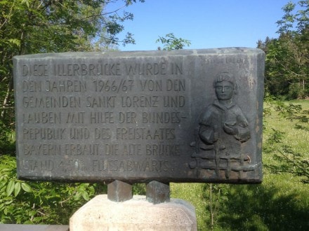 Der Burgstall Illerberg, genannt Schlossbühl bei Dietmannsried