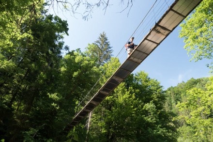 Voralberg: 57m Drahtsteg über den Subersach (Lingenau)