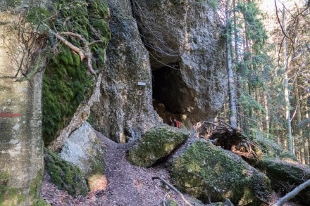 Oberallgu: Ruberhhle am Hauchenberg (Missen)