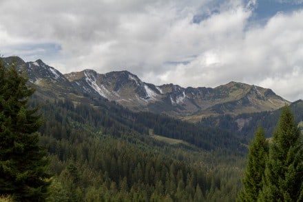 Kleinwalsertal: Gratweg vom Walmendinger Horn zum Muttelbergkopf und den Ochsenhöfer Köpfle (Riezlern)