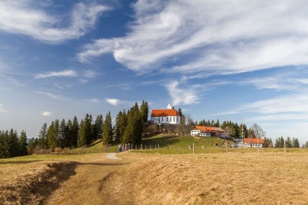 Ostallgäu: Von Stötten aus über den Römerweg zum Auerberg (Bernbeuren)