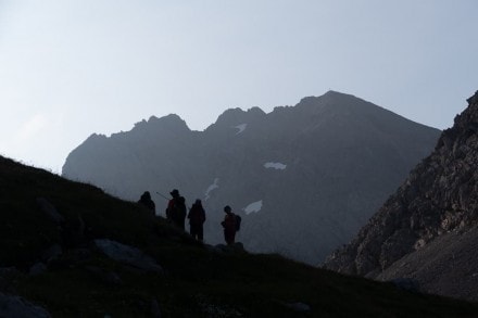 Heilbronner Weg zum Steinschartenkopf, Bockkarkopf auf die Mdelegabel