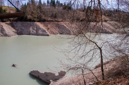 Ostallgäu: Der Kreizlesfelsen im Forggensee (Schwangau)