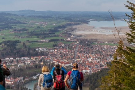 Tirol: Von der Rote Wand und Schwarzenberg zu Historische Grenzsteine, Dreiländereck, Römerstraße und Höhlenburg (Füssen)