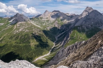 Tirol: 3 Tagestour von Stockach aus über die Simmshütte auf die Wetterspitze, Feuerspitze, Malatschkopf und Grießkopf (Stockach)