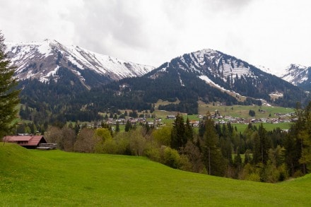 Entlang des Schwarzwasserbach und der Breitach bei Rietzlern