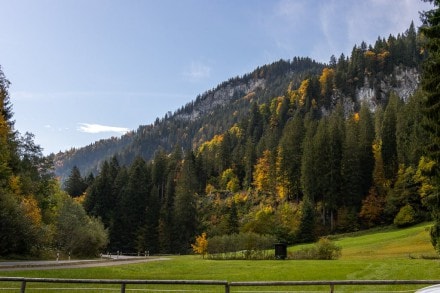 Über den Hermannstein auf den Ochsenberg zum Felsentor (Judenkirche), Steinzeithöhle und Sulzburg