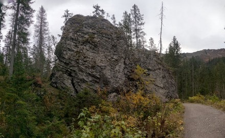 Kleinwalser Tal: Große Gesteinsblöcke (Rietzlern)