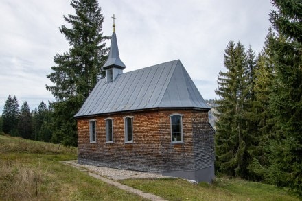 Oberallgäu: Kreuzweg zur Kapelle an der Köpfle Alpe (Balderschwang)