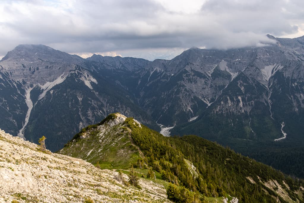 Bergtour auf den Scheinbergspitz in den Ammergauer Alpen<br />(Graswang - Ammergauer Berge / 2020)
