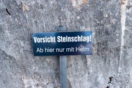 Info: Auf dem Weg zum Gimpel - Helmpflicht!