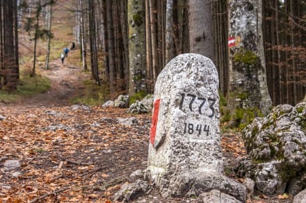 Tirol: Grenzsteine (Pfronten)