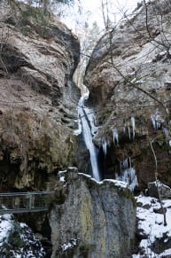 Hinanger Wasserfall - Beleuchtung