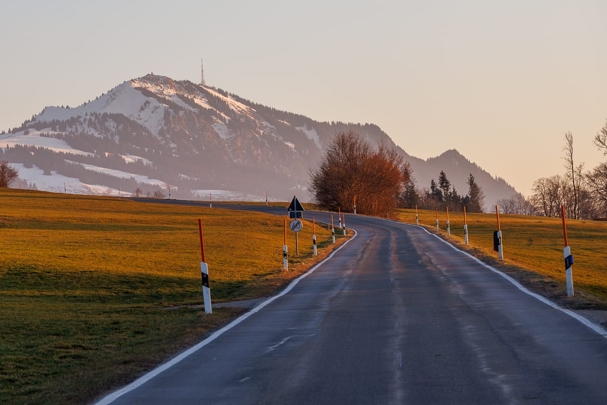 Historischer Heinrichweg: Burgstall Wachsenegg und Schwedenschanze am Sulzberg (Sulzberg - Allgäu / 2025)