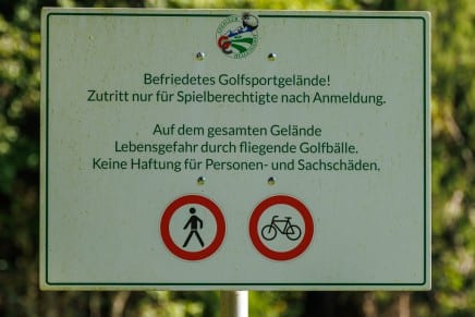 Info: Golfsportgelände!<br/>Wanderweg aus versicherungstechnischen Gründen verlegt.